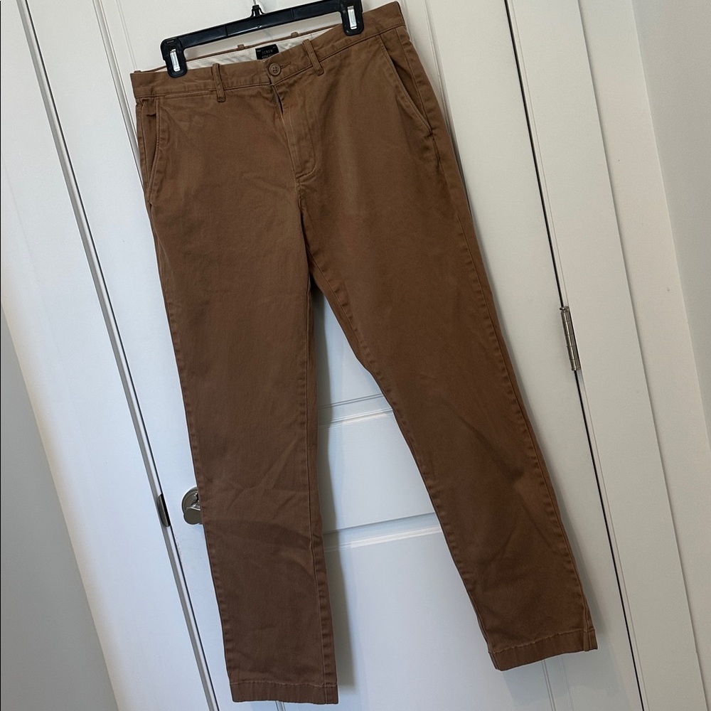 J.Crew Men's 770 Straight-Fit Stretch Chino Pant